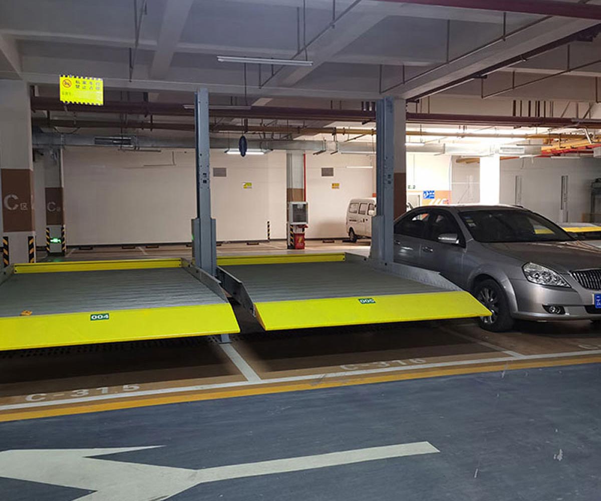 二層簡易升降類機械立體停車設(shè)備二手.jpg