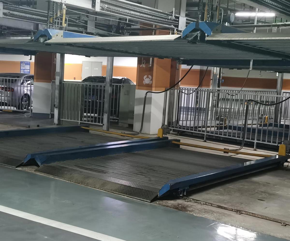 地下室簡易式機械式停車設(shè)備長租.jpg